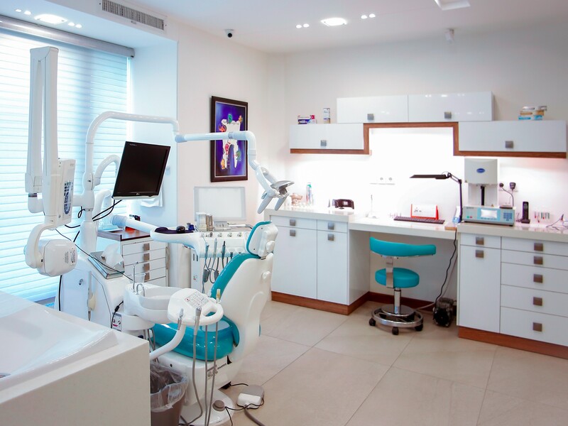 Lead vs. Lead-Free Protective Materials: Which X-Ray Shielding Option Is Better?